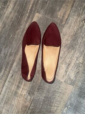 Old Navy Women's Pointed Burgundy Suede Loafers